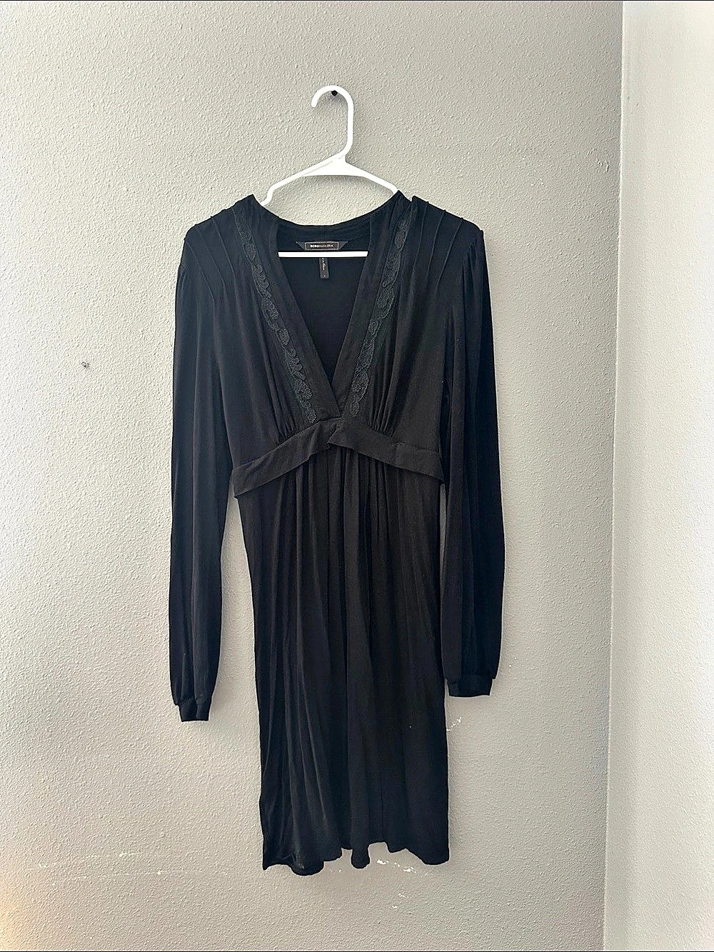 BCBGMAXAZRIA Women's Maxi Dress in Black Size Large Like New